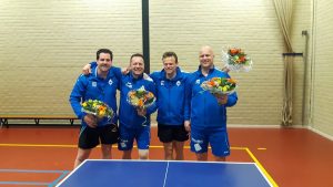 team-2-kampioen-voorjaar-2016